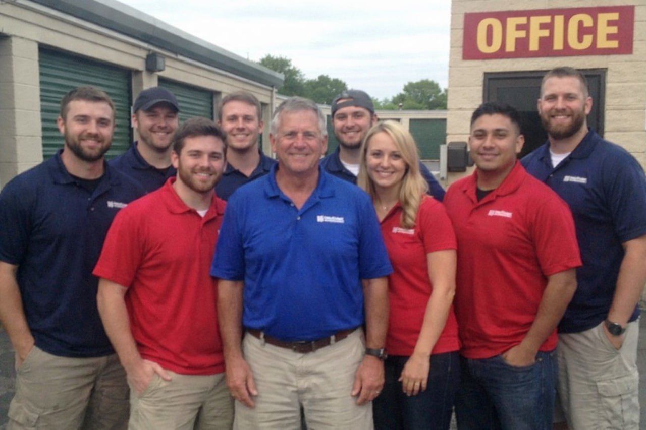 Water damage restoration professionals in Cuyahoga Falls, OH